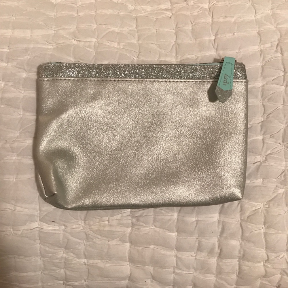 Silver and bling bling 2017 Ipsy Makeup Bag